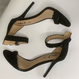 Ect! Rue 21 heels size 8/9 (L)